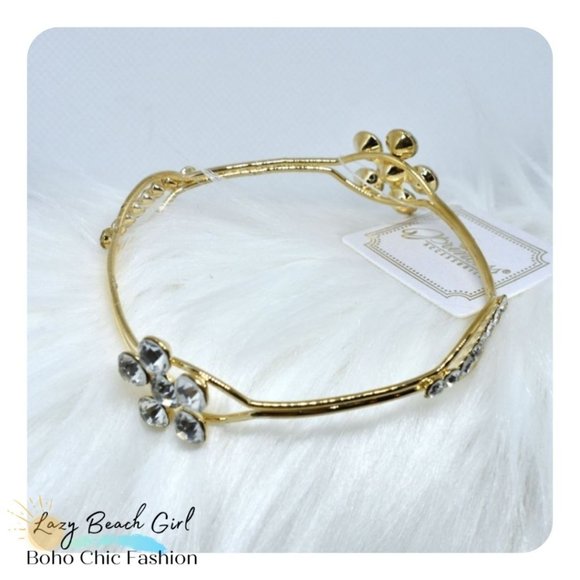 Flowers & Gold Bracelet - Picture 1 of 7
